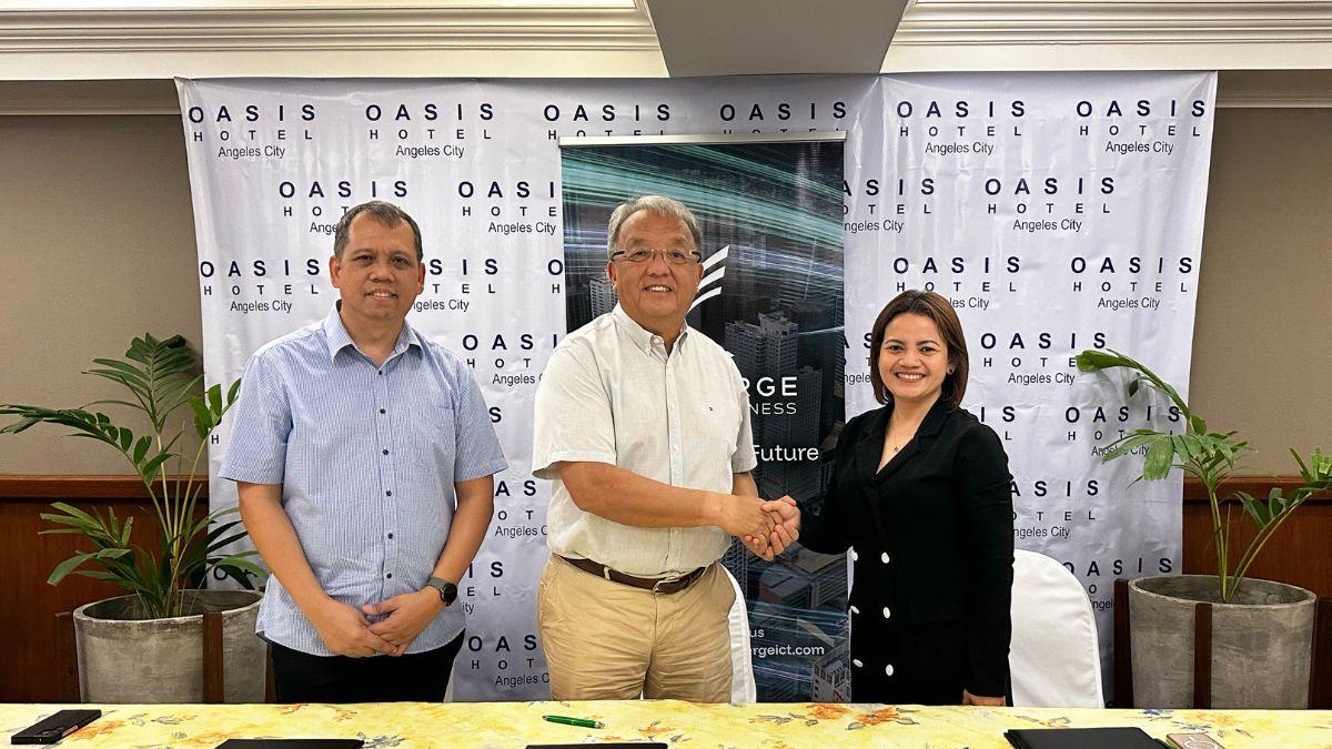 Converge and Oasis Hotel alliance ushers in a  new era of digital hospitality in Angeles City