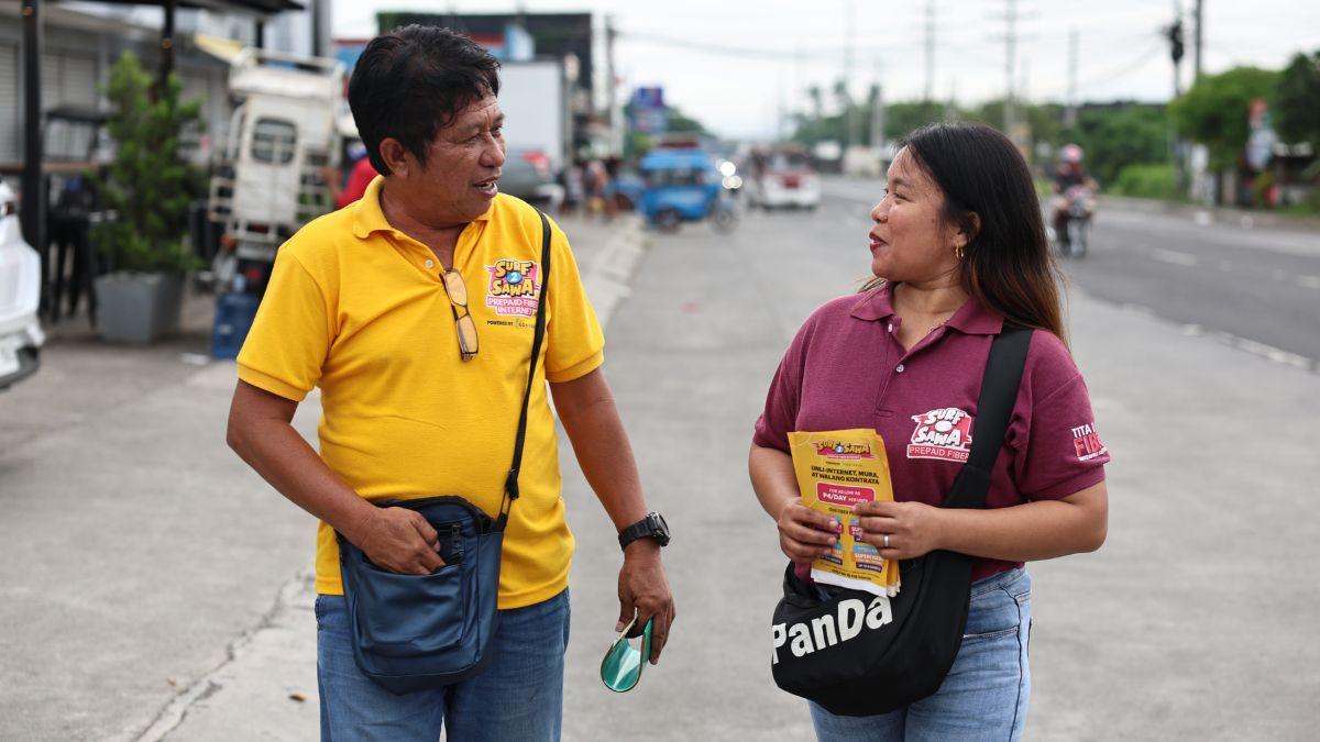 Sales agents work hard and earn big in Naga with Surf2Sawa